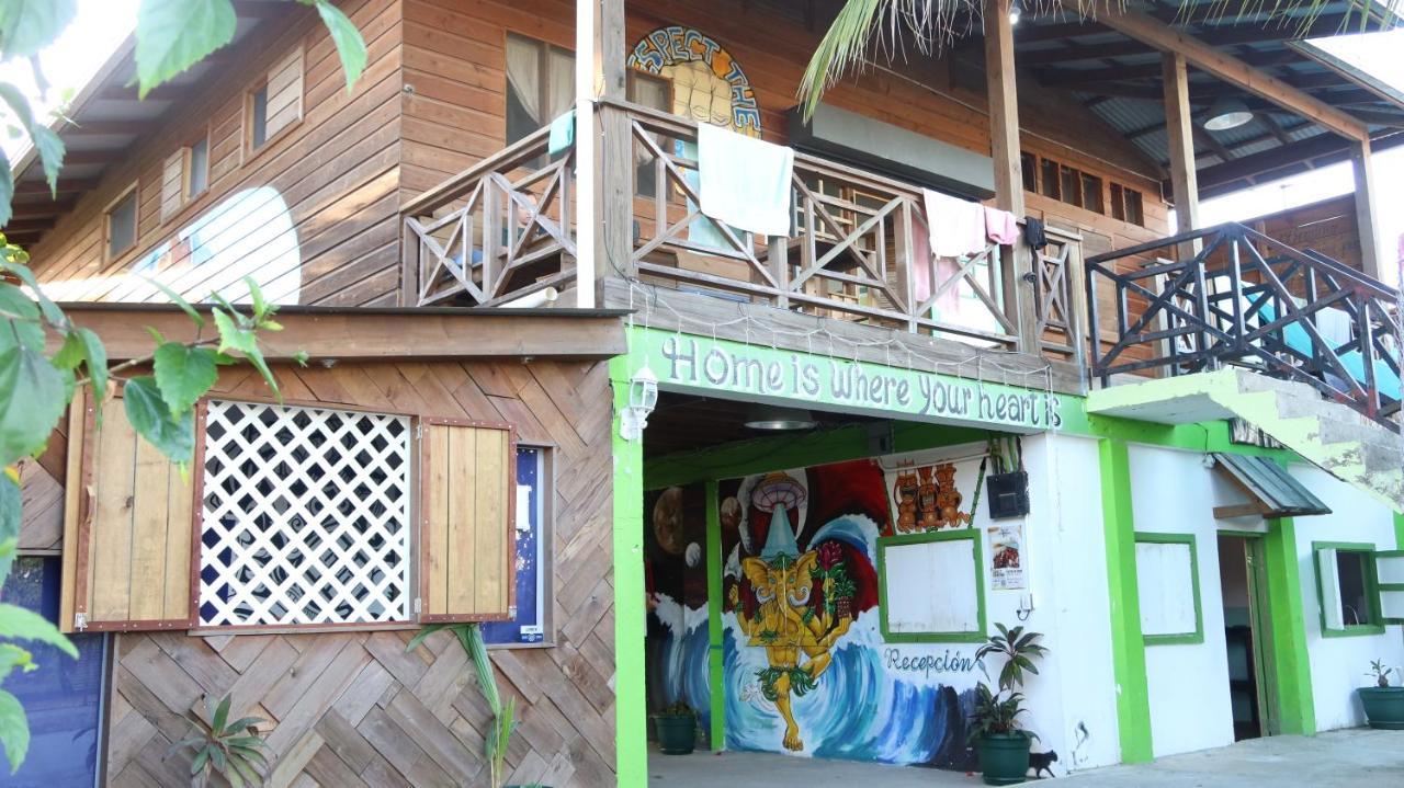 Отель The Bocas Corner Бокас-дель-Торо Экстерьер фото