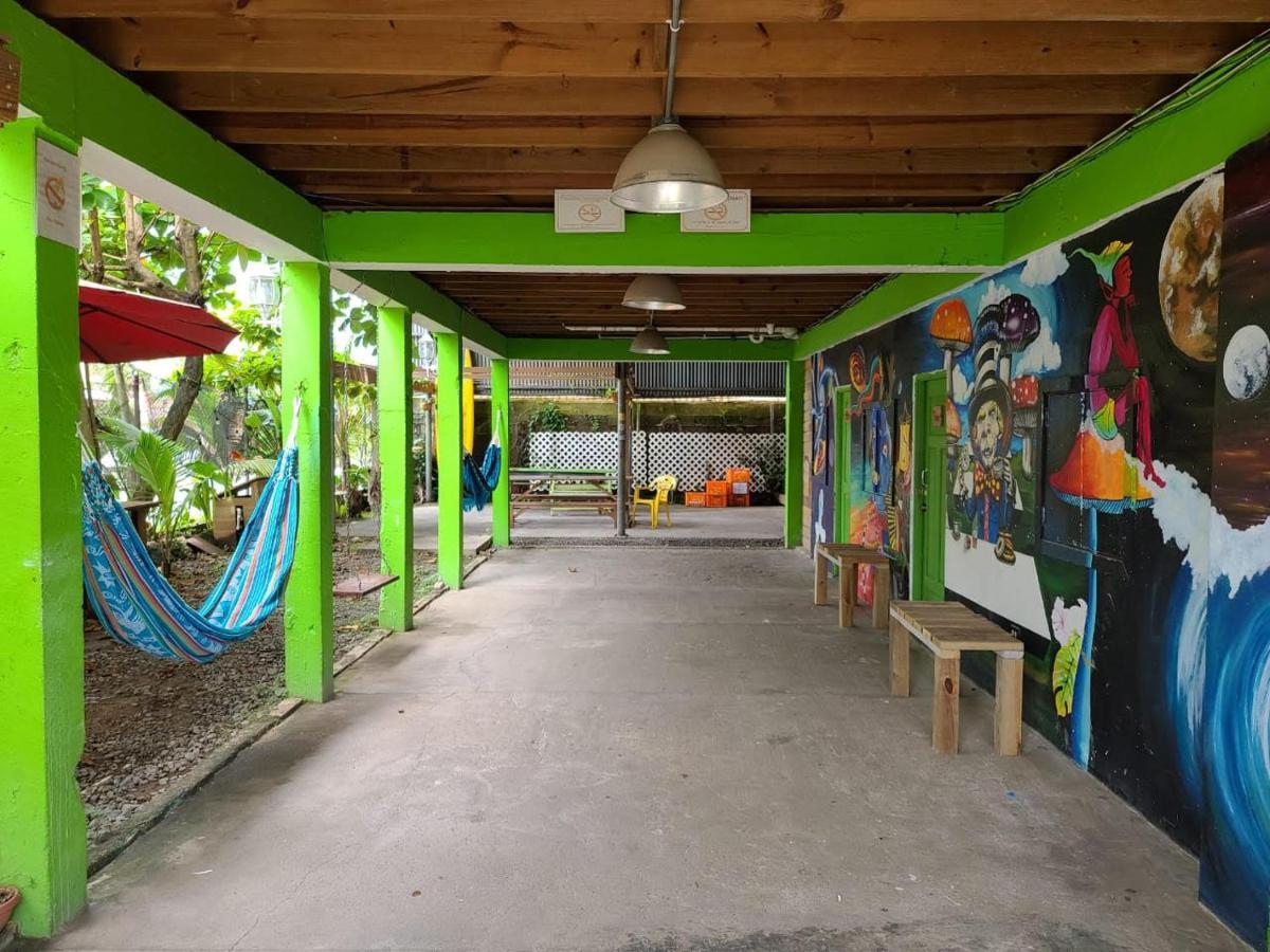 Отель The Bocas Corner Бокас-дель-Торо Экстерьер фото